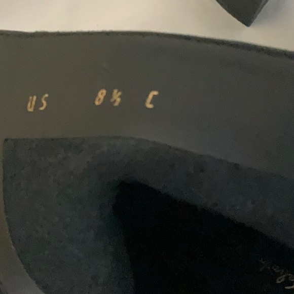 SALVATORE FERRAGAMO Vara chain ankle boots, black leather, size 8.5 - Picture 6 of 7